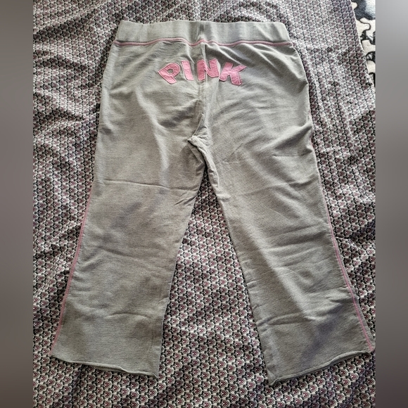 Vs pink vintage crop sweatpants, size medium. - Picture 4 of 14